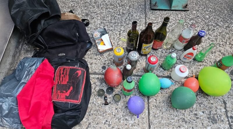 SSC acompañó marcha pro Palaestina donde aseguró objetos contundentes a marchistas