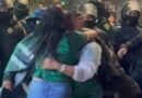 Agrede policía de la SSC a reportera de La Prensa OEM